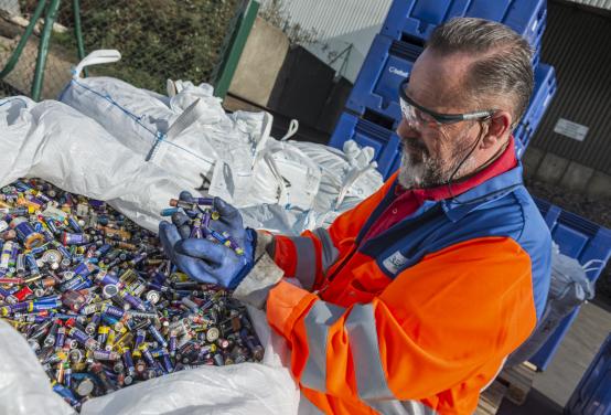 Procédés de traitement des piles